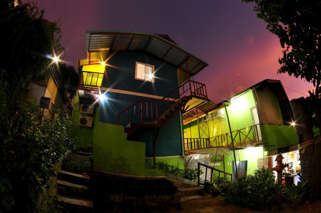 Sand Sea House Islas Phi Phi Exterior foto