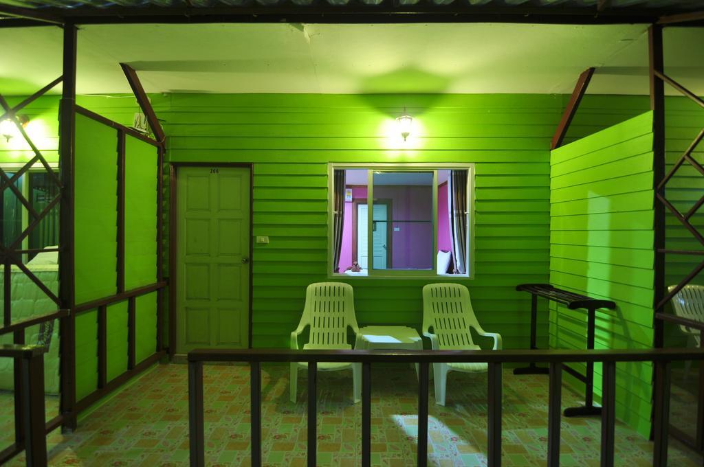 Sand Sea House Islas Phi Phi Exterior foto