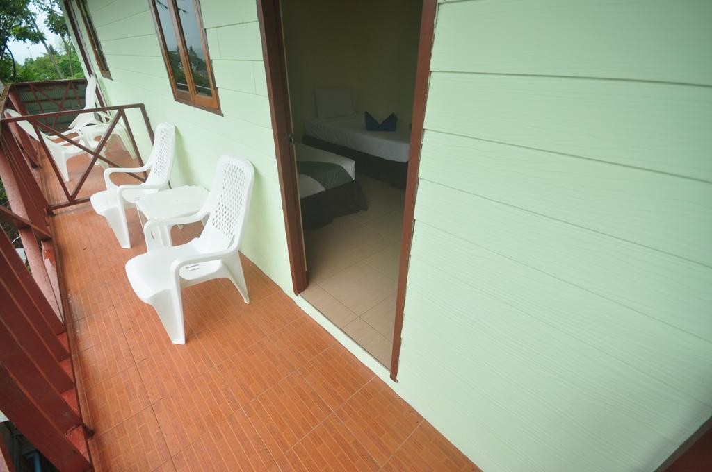 Sand Sea House Islas Phi Phi Exterior foto
