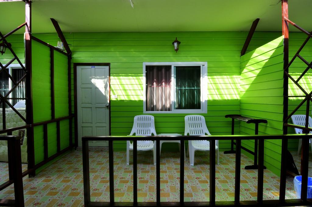 Sand Sea House Islas Phi Phi Exterior foto